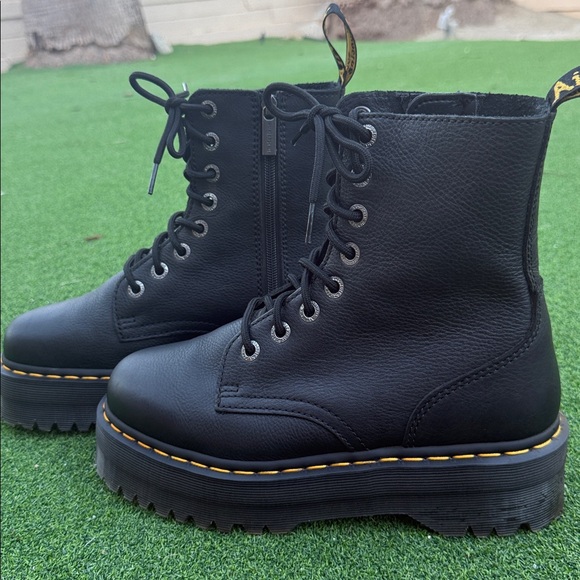 Dr. Martens Black Platform Combat Boots Jadon III size 8/9 EU size 41 - Picture 3 of 7